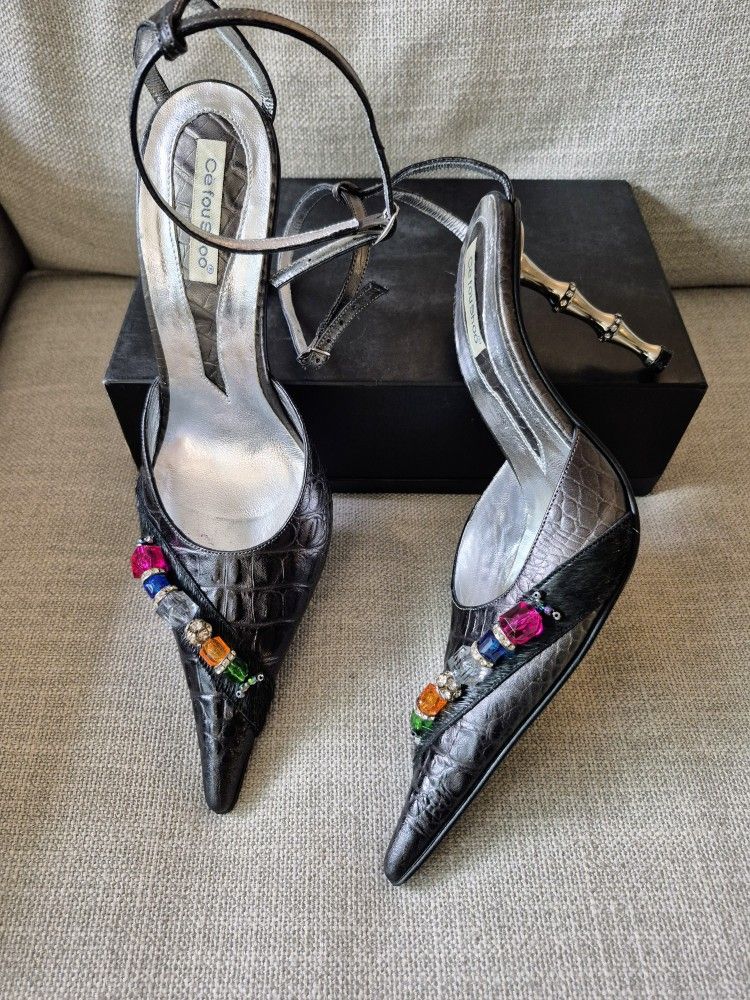 Ce fou Shoo Alligator Embellished Heels – Size 10 US (41 EU)