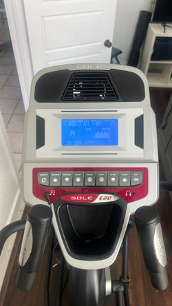 Treadmill Sole E20