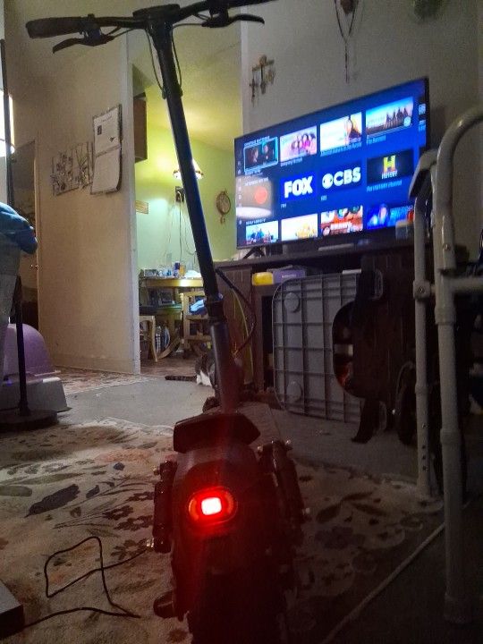 Isinwheel S10 PRO E SCOOTER