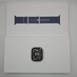 Apple Watch Ultra 3 (brand New But Opened) wrty Till Nov 26, 2026