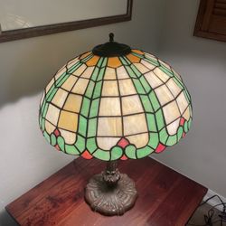 Vintage Antique Tiffany Style Leaded Stained Glass Lamp