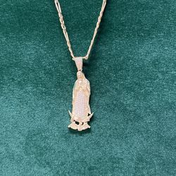 Virgen De Guadalupe 14K Oro