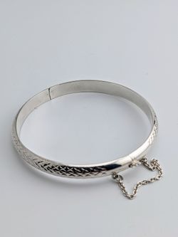 ✨🩶 Sterling Silver Diamond Cut Bangle  Bracelet

925👌