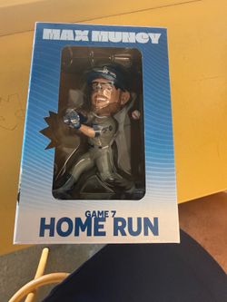 Max Muncy