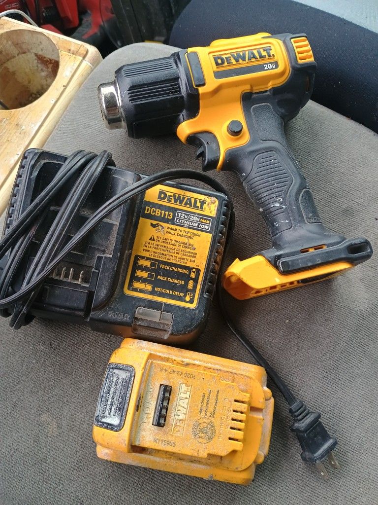 DeWalt Heat Gun Charger And Battery