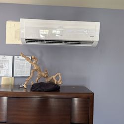 Mini Split  2 Ton AC  Refrigerant R454B $2,000.00