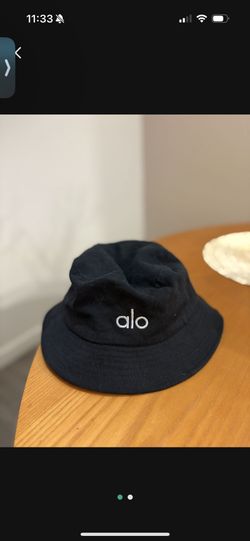 alo bucket hat