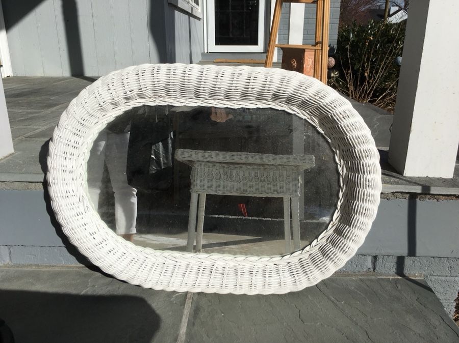 White wicker mirror