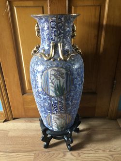 Large vintage Decorative oriental floor vase