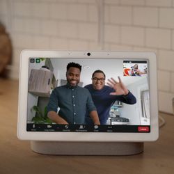 Nest Hub Max & Chromecast with Google TV Bundle