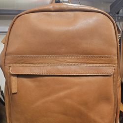 Marta Ponti. Leather Laptop Backpack 