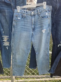 Women  mom jean size 10