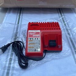 M18 Battery Charger