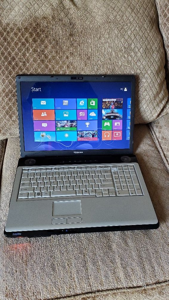 17"screen Toshiba Laptop