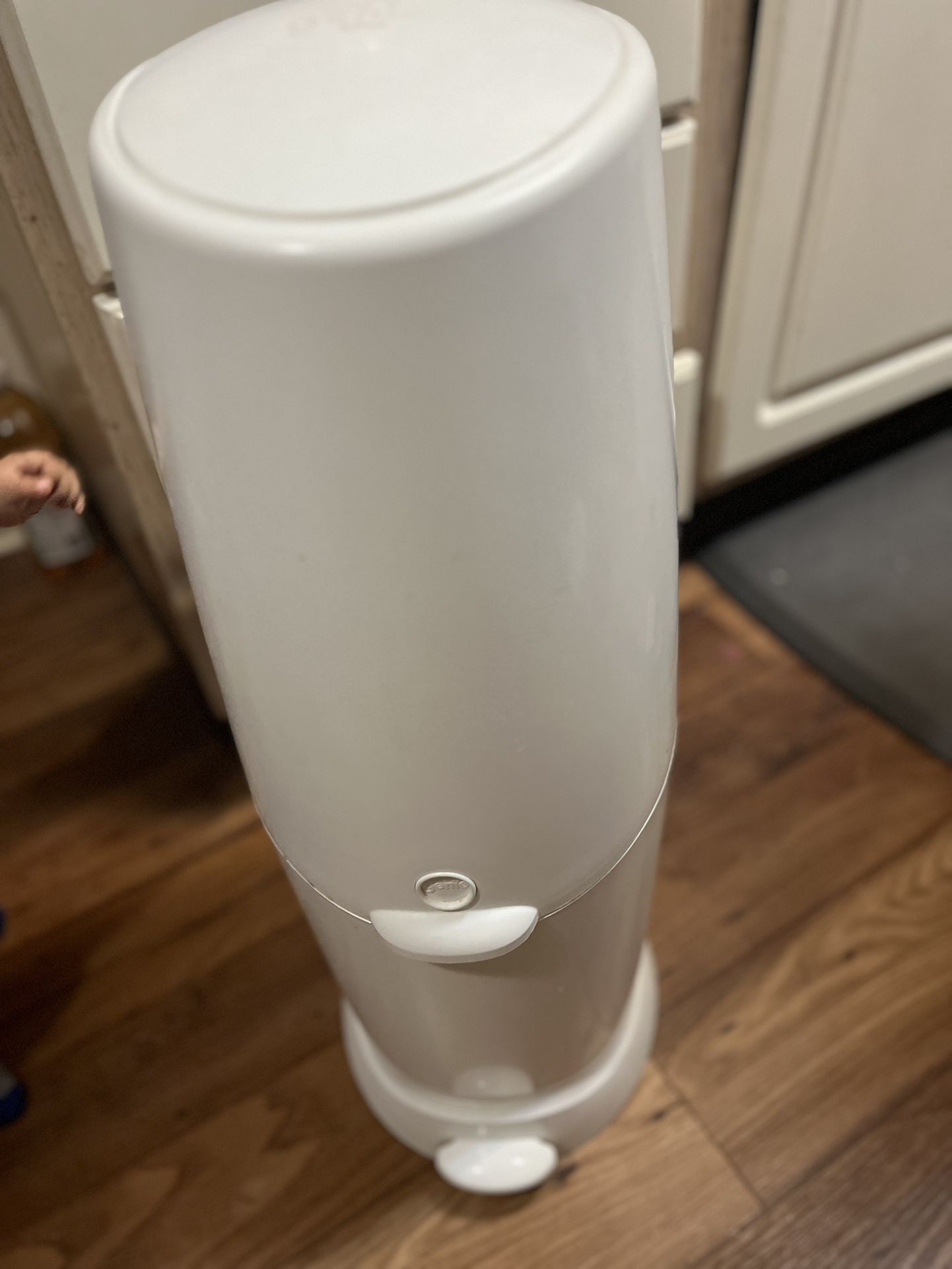 Genie Diaper Trash Can