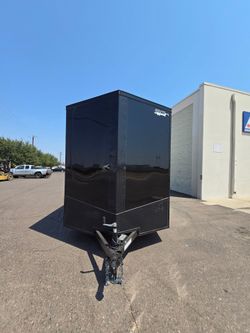 Brand New Enclosed Trailer / MIDNIGHT EDITION