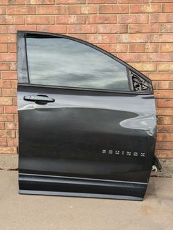 2018-2024 Chevy Equinox Front Right Door