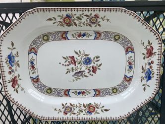 Copeland Spode Earthenware oval serving platter, “Nigel” 12 5/8” long 9” wide No chips or cracks 