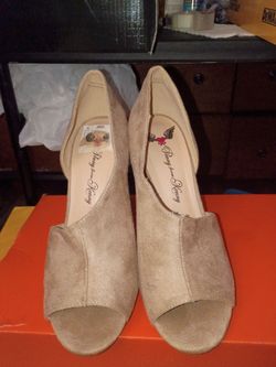 Penny Loves Kenny Peep-Toe Heels