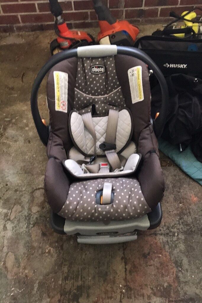 Car seat/ jogging stroller combo