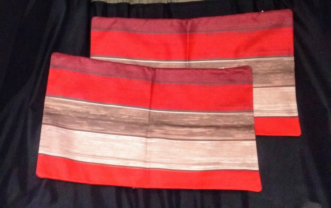 2 THROW PILLOW COVERS