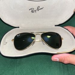 Ray-Ban