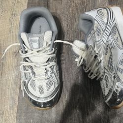 Bottega Sneakers Size 10 Euro 43