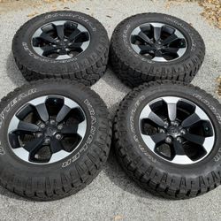 Dodge Ram Rebel Wheels