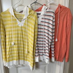 St. John's Bay Women's Lightweight Hooded Shirts - Medium