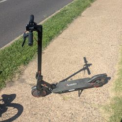 Electric Sooter With Charger Ready To Ride 