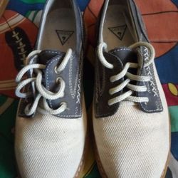 GUESS SHOES WOMEN'S SIZE 7 1/2 