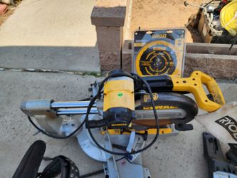Dewalt Saw