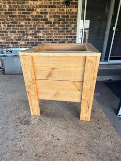 Cedar flower box