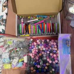beaded pen supplies/ keychains/pens