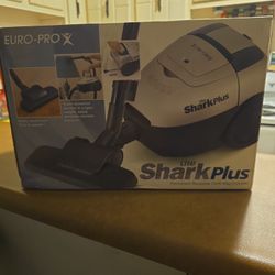 Brand New Shark Plus Vacuum (1200 Watts) w/ Attachments