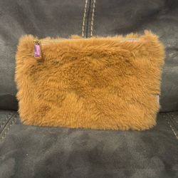 New Without Tags Ipsy Makeup Travel Toiletry Tote Bag Pouch