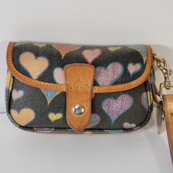 Dooney And Bourke Wristlet 