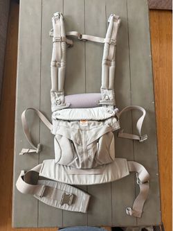 NEW Ergobaby All Position 360