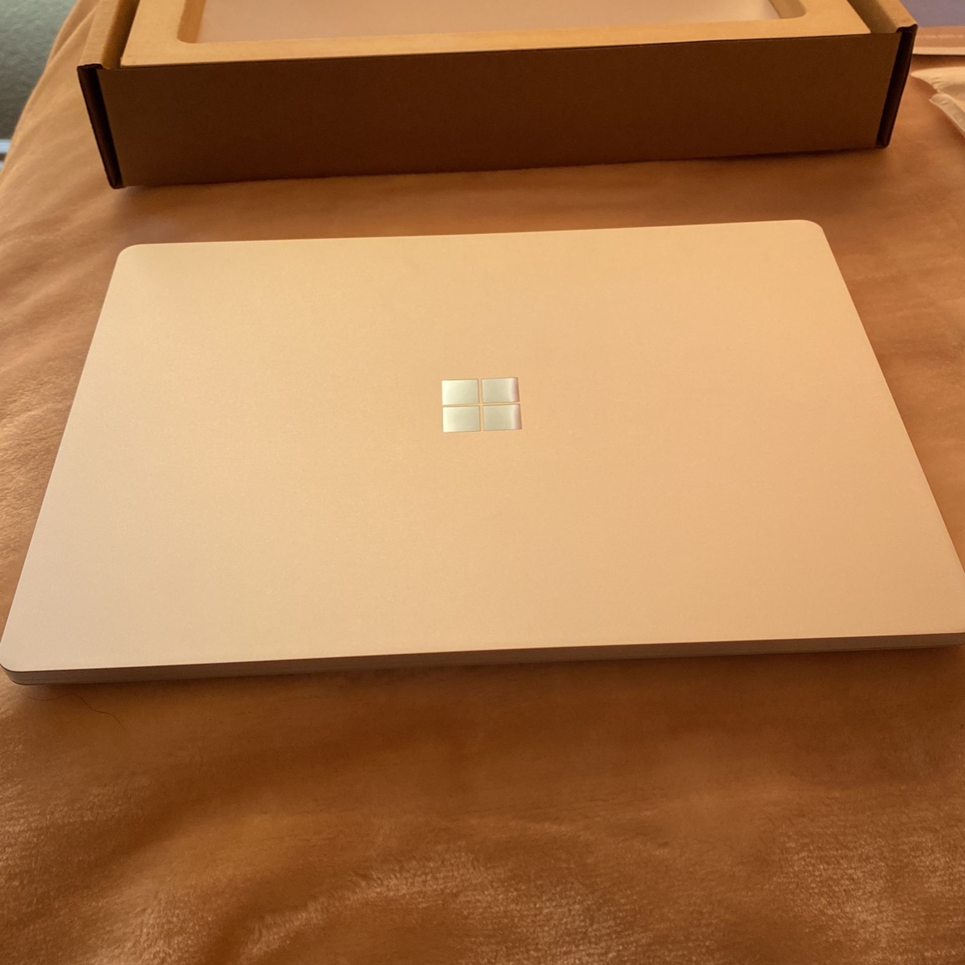 Microsoft Surface Go 2