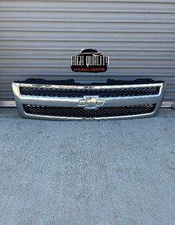 Chevy Silverado 2007. 2013 front grill.