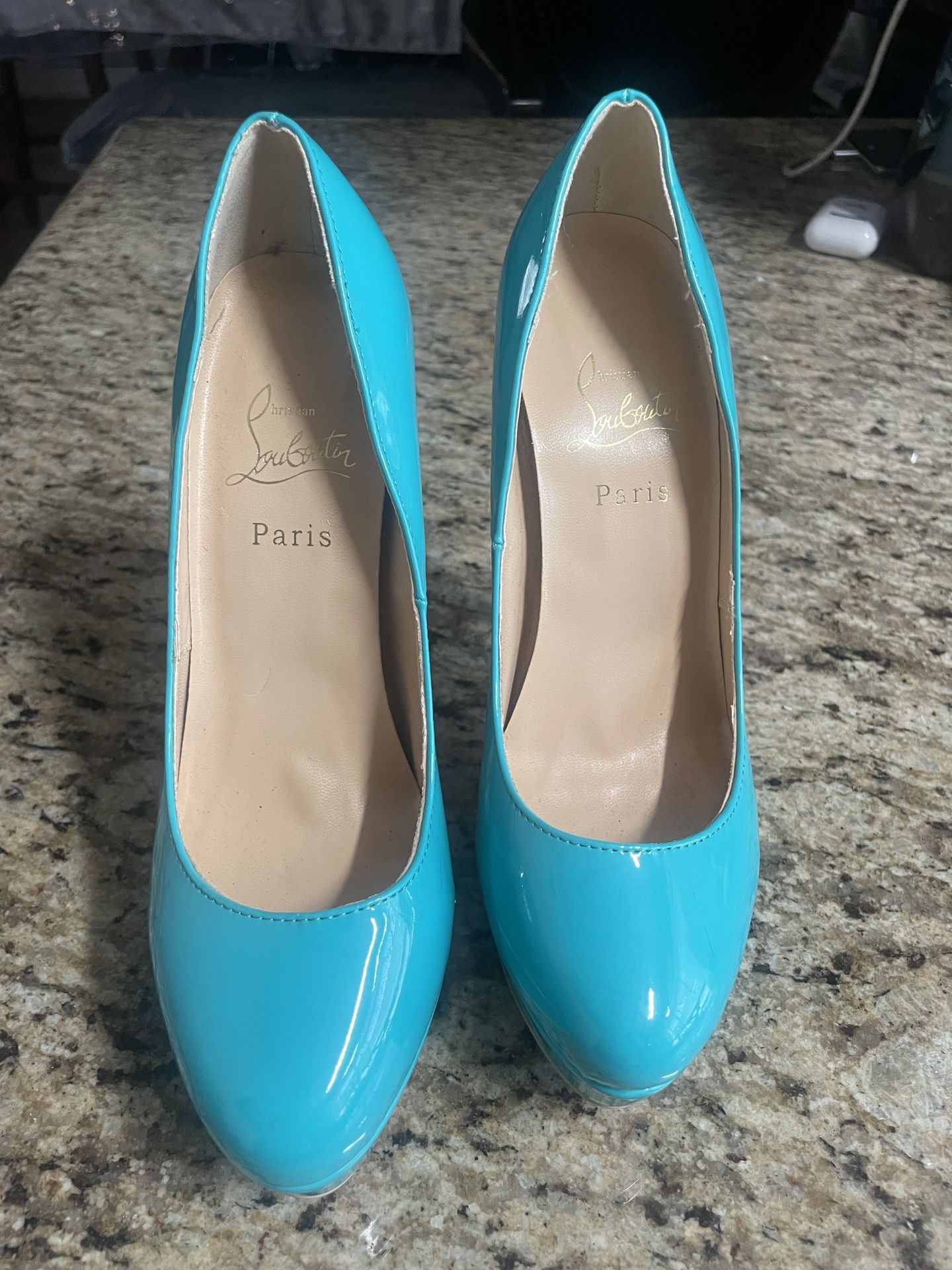 Size 7 Turquoise Christian Louboutin platform heel