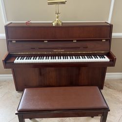 Kohler & Campbell Piano 