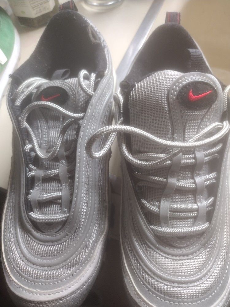 $ 50.00 Nike Silver Size Look At Pict Barely Used