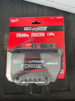 Milwaukee M18 18V 12.0 Ah battery