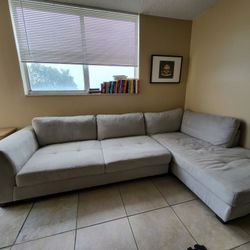 Beautiful Oversized Couch (Light Grey)