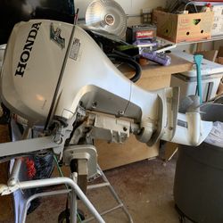 2003 20 HP Honda 4 Stroke Outboard Motor