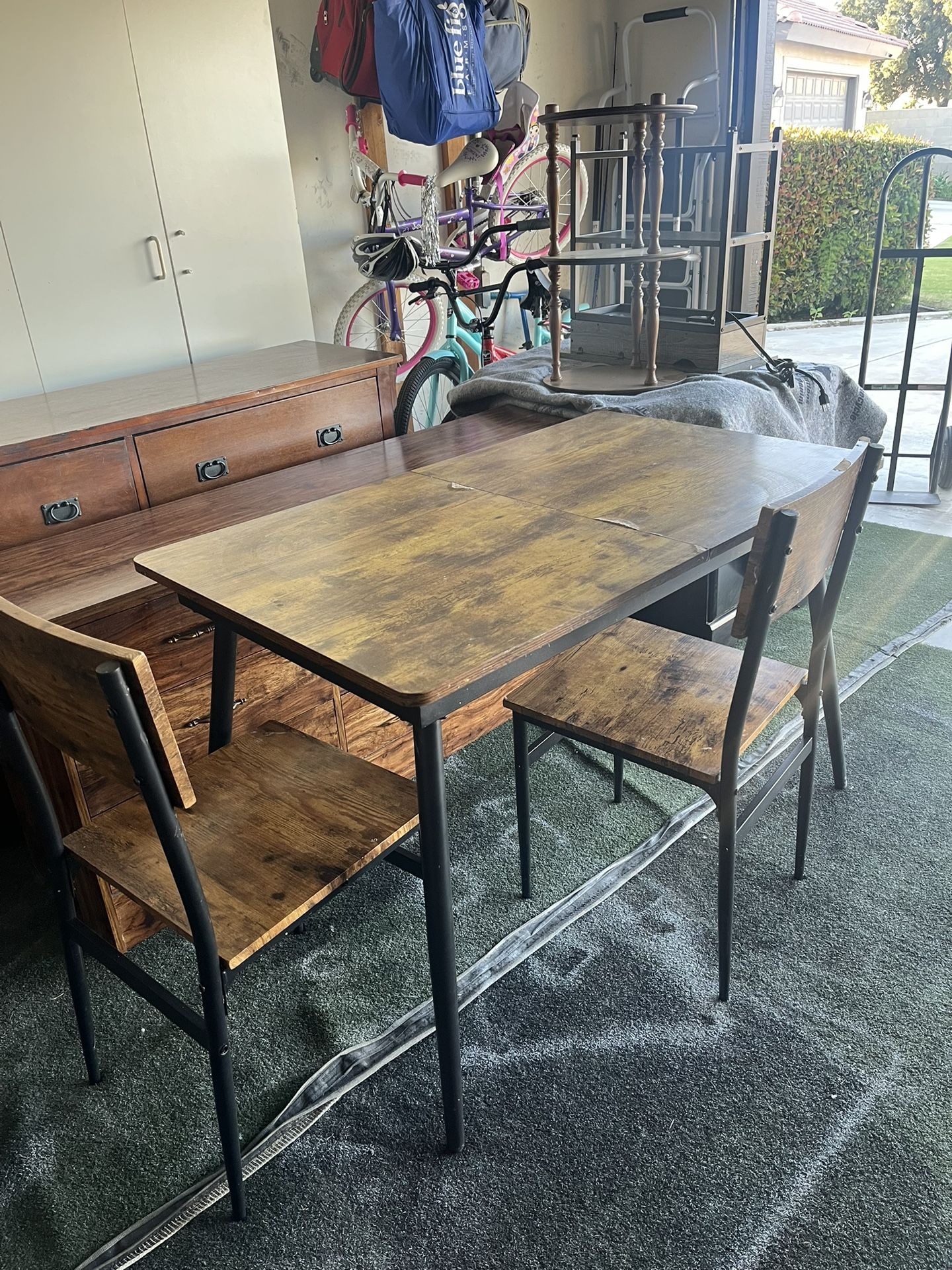 Table With 5 Chairs Extend