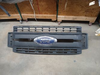 17-19 Ford F250 SD Front Grille black w/o Camera