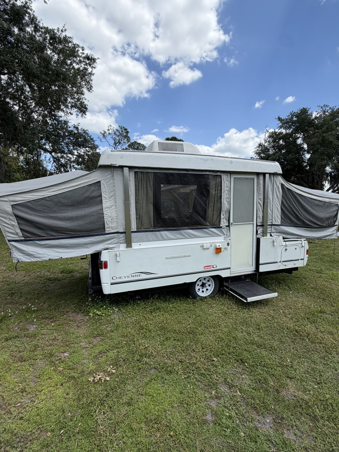 2003 Coleman Cheyenne