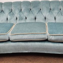 Beautiful Vintage Chesterfield Sofa